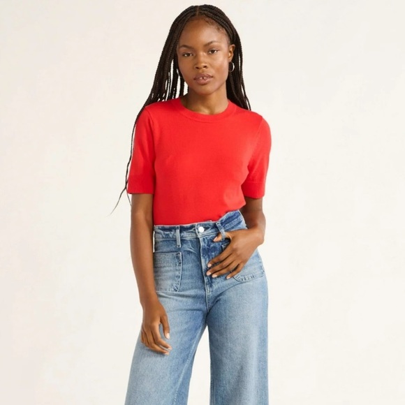 Free Assembly Women’s Cozy Yarn Shrunken Sweater Tee with Short Sleeves - Picture 3 of 4